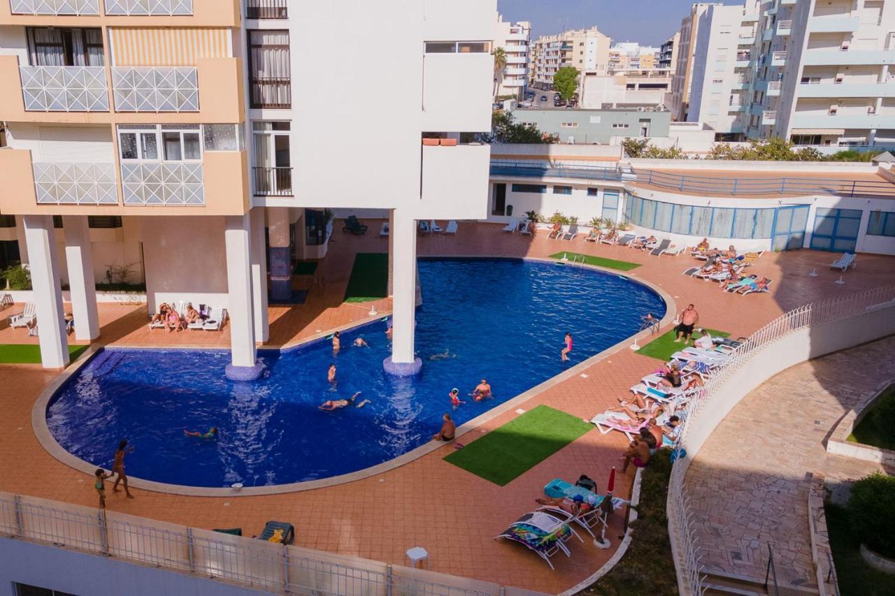 Bright 1Bdr Apartment W/Balcony & Pool By Lovelystay Сілвеш Екстер'єр фото